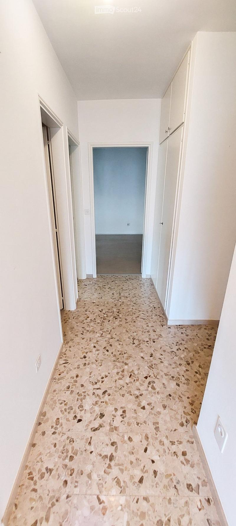 Locarno - charmant 3.5 pièces ville vieille (ref. 92-3) (10)