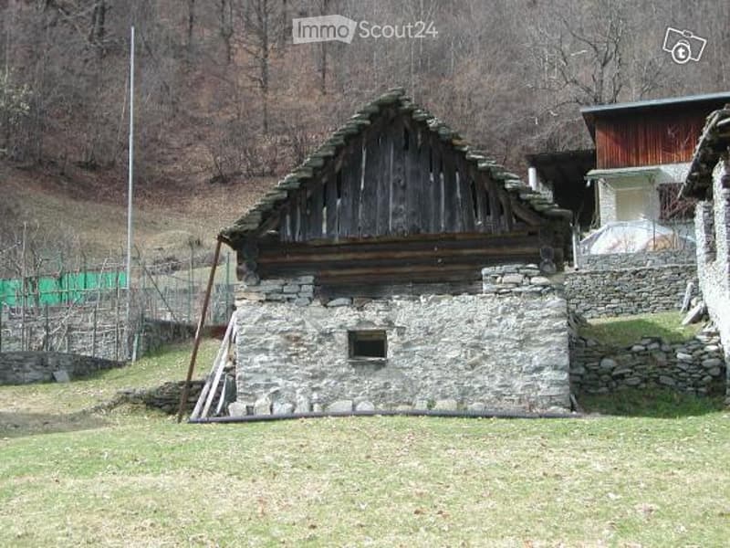Rustico zur Renovierung in NIVA Campo Vallemaggia (2)