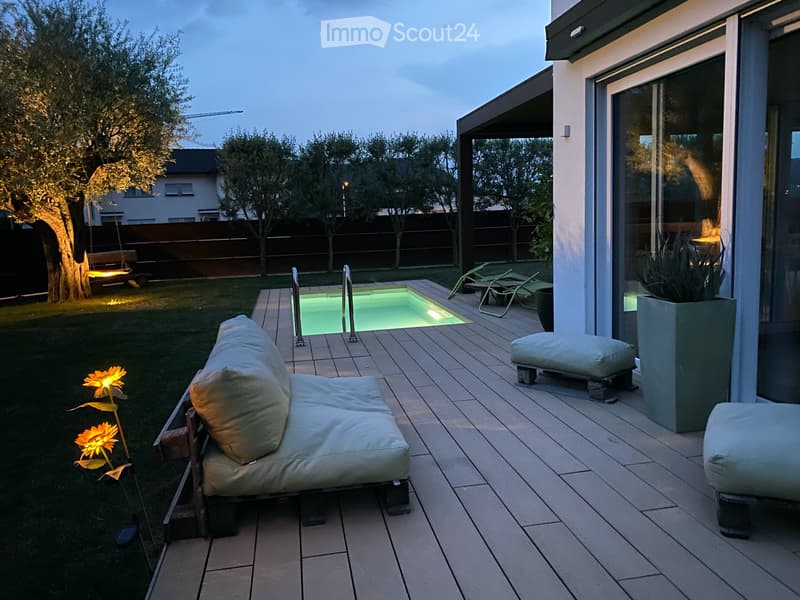 Maison unifamiliale ensoleillée avec piscine (2)