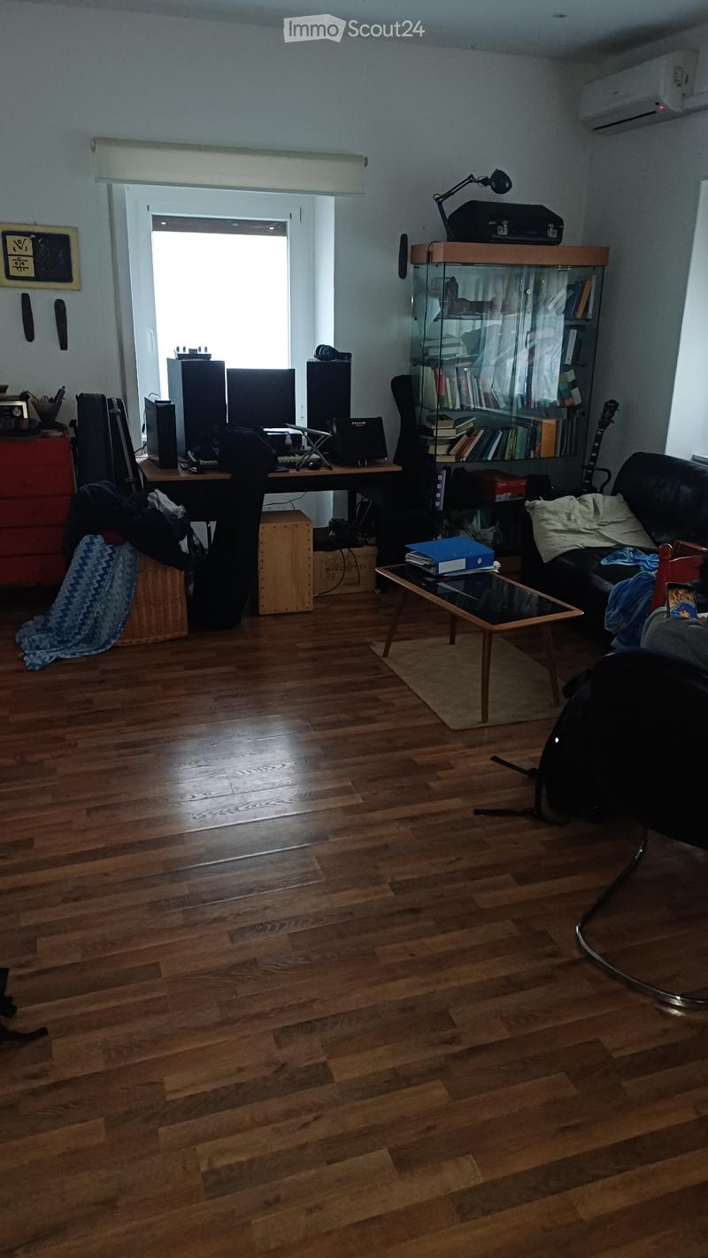 Room in a shared apartment - sublet possible (2)