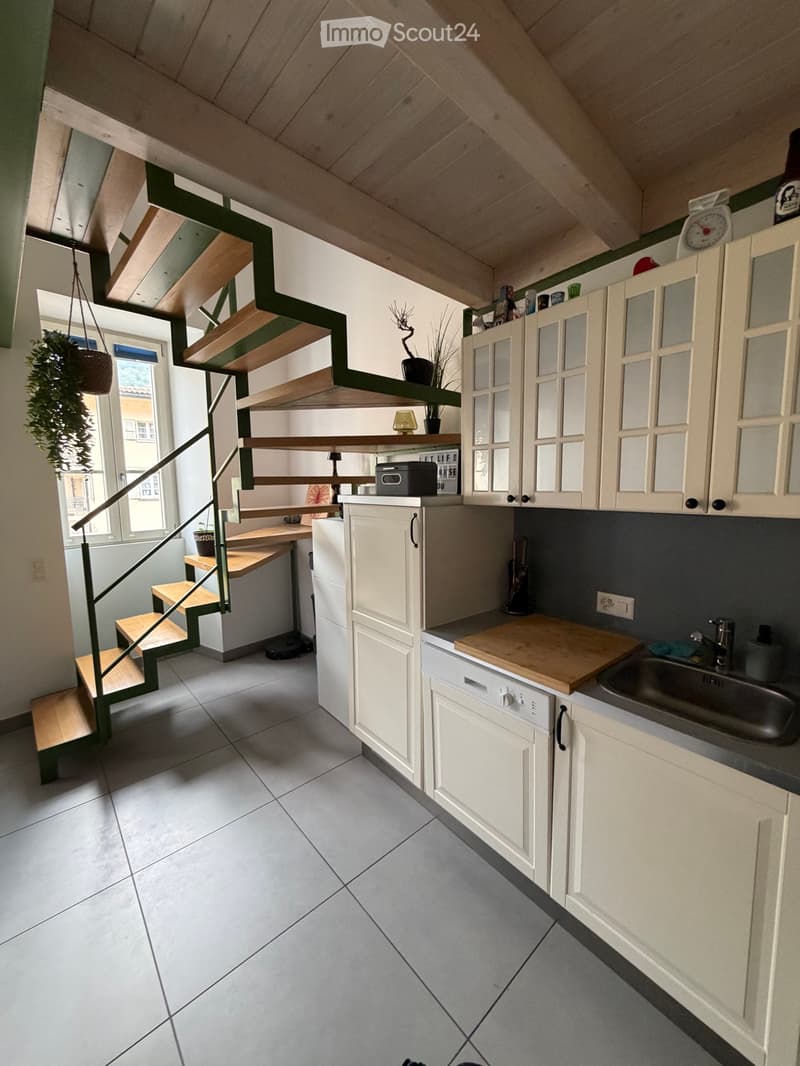 Furnished 2.5-room duplex with loft Riva San Vitale (2)