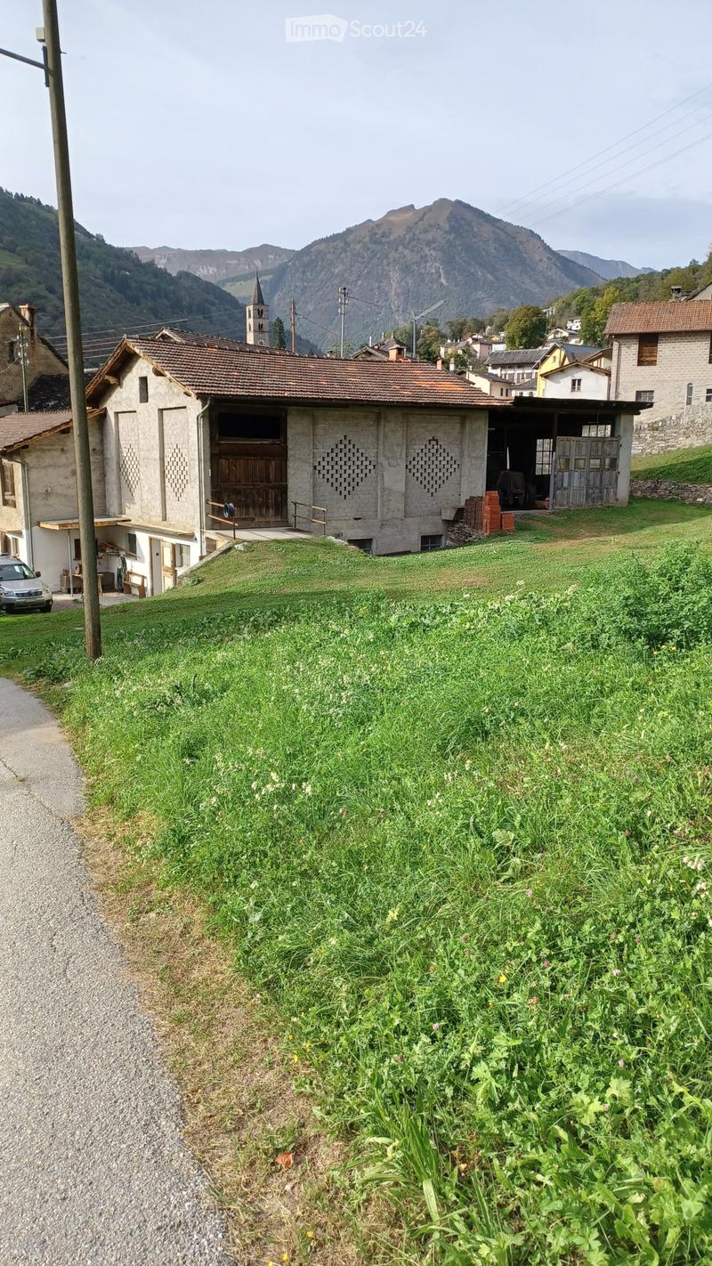 espaces de stockage, éventuellement laboratoire (2)