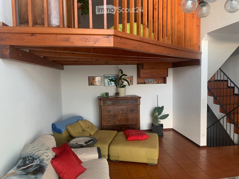 Selling semi-detached house (2)