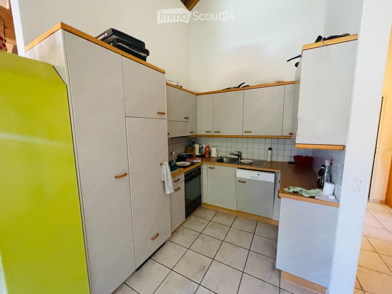 Charmante 2.5-Zimmer Dachwohnung zu vermieten (3)