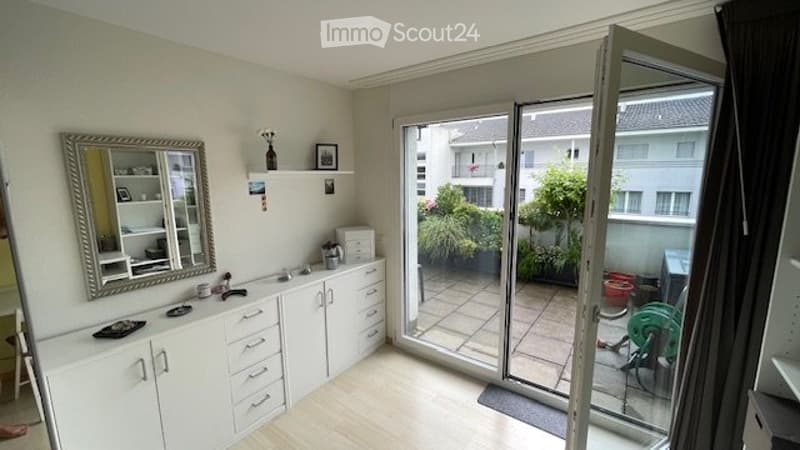 ruhiges möbiliertes Zimmer 17.5m2 (1)