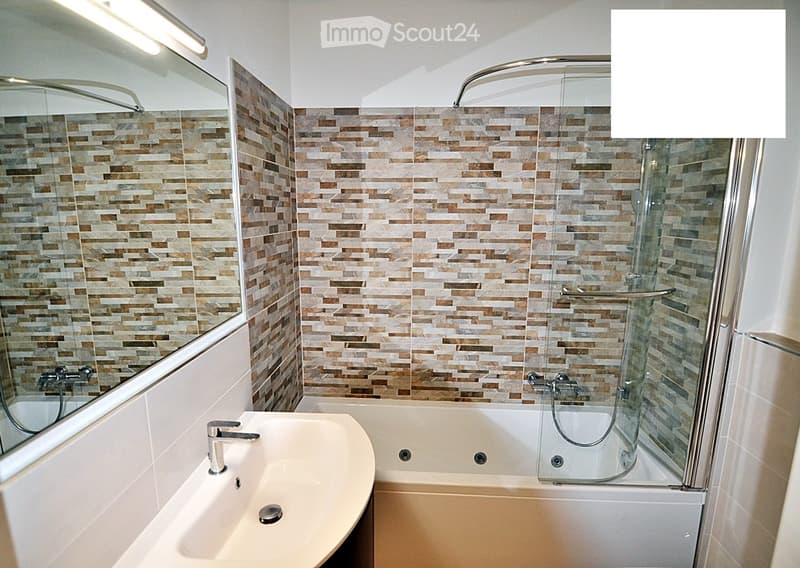 Paradies, In der ruhigen Via Collina Azzurra ? Prestigeträchtig (3)
