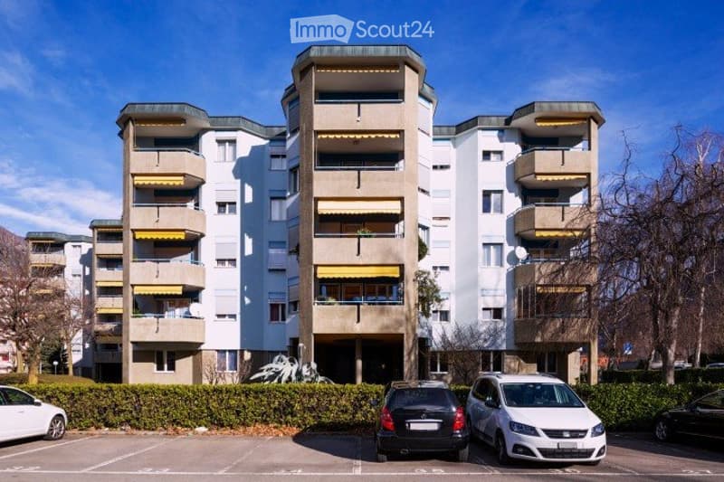 Zu vermieten sofort 2.5-Zimmer-Wohnung in Bellinzona (1)