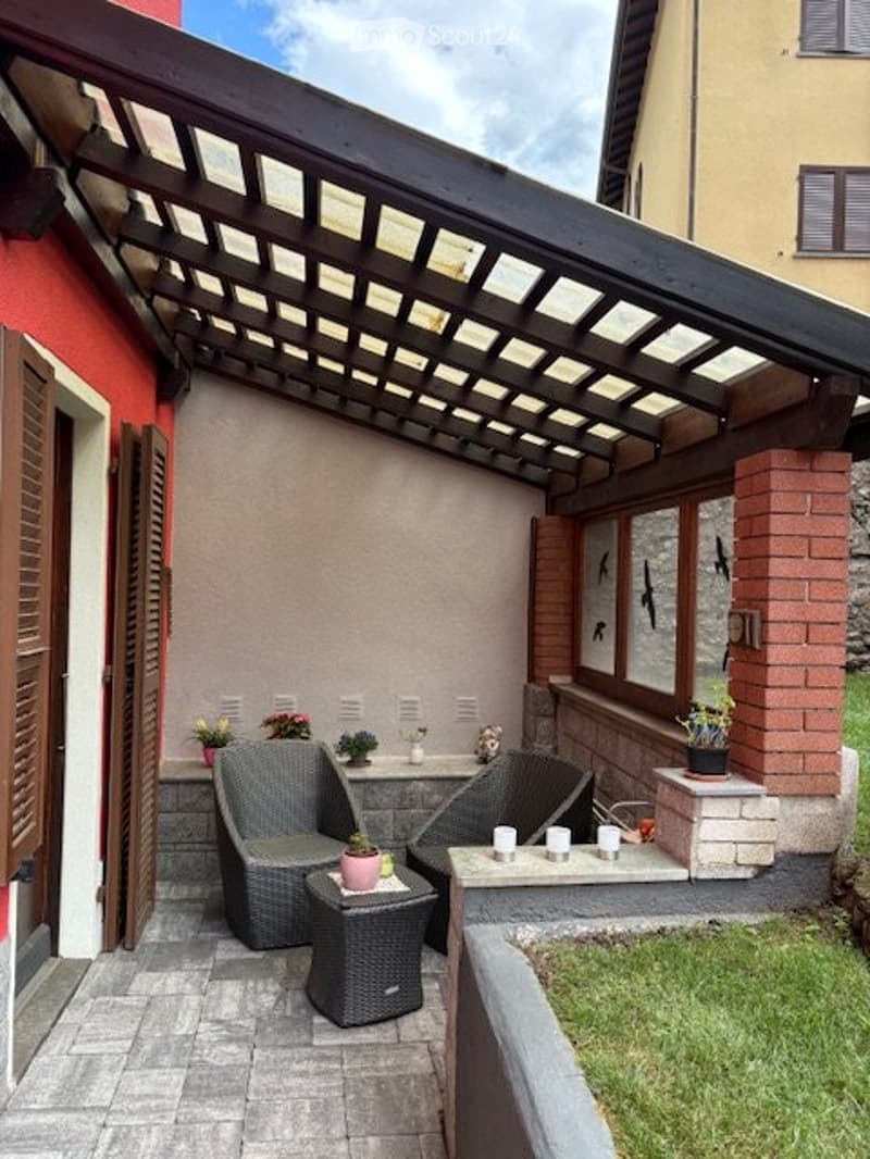 Haus mit 3 Wohnungen in Bellinzona-Daro, einzigartige Lage (4)