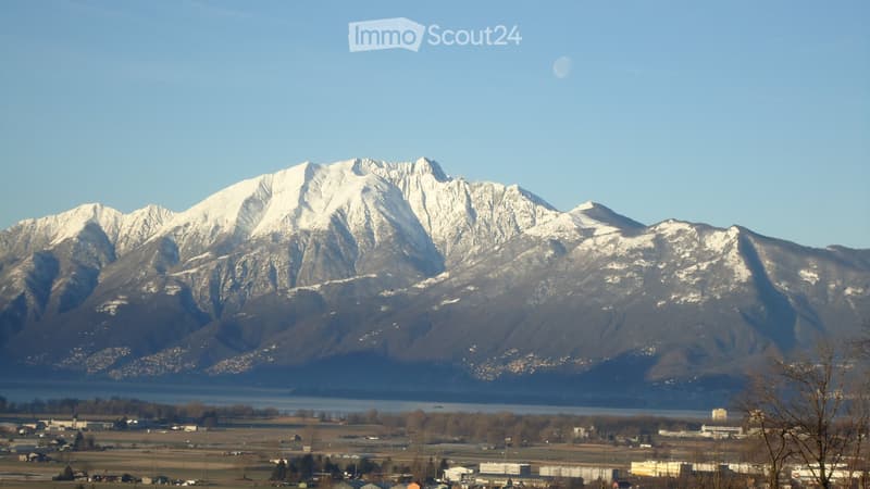 Casa unifamiliare con appartamento annesse sulla pendice sud (2)