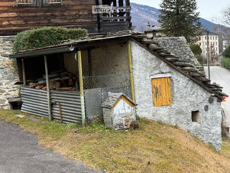 Vendo casa secondaria o primaria a Corzoneso (2)