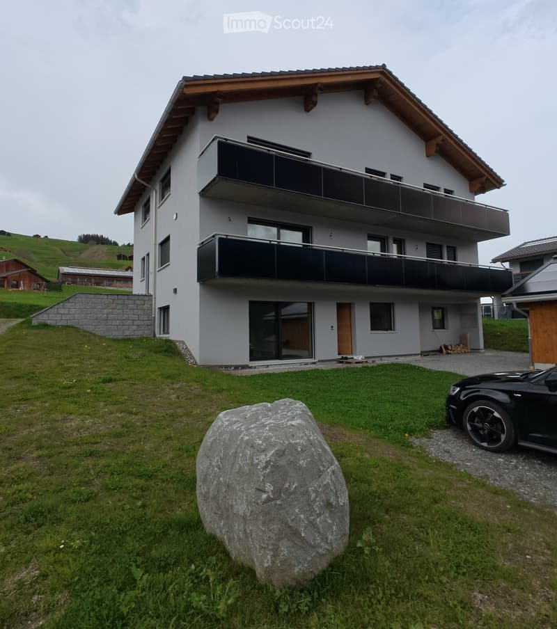 Neue 2.5 Zimmerwohnung in 7148 Lumbrein (Val Lumnezia) (1)