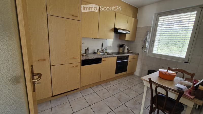 bright apartment, 80 sqm, 3 rooms, garage (4)