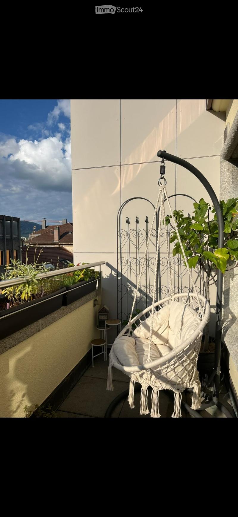 Top gelegene, helle 3-Zi.-Wohnung mit Balkon und Terrasse (4)