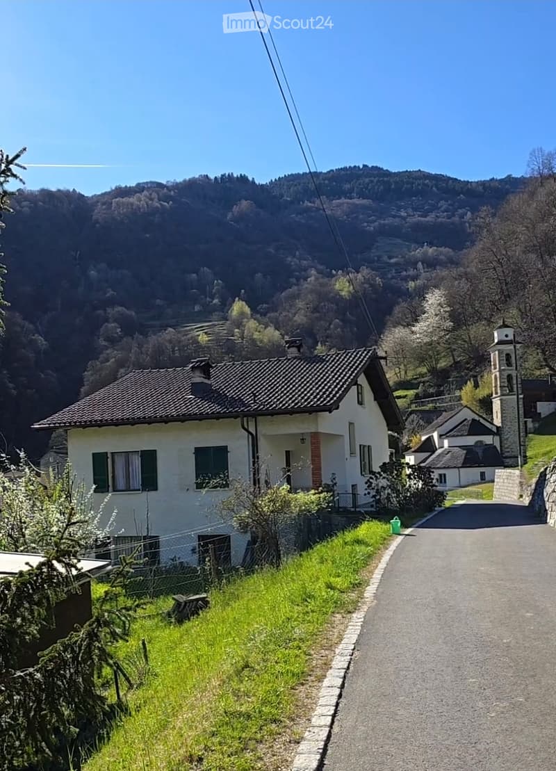 Haus zum Verkauf (2)
