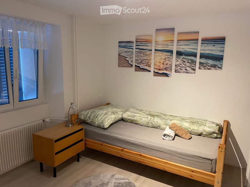 Gemütliche Zimmer für Ferien oder Arbeit in Graubünden (2)