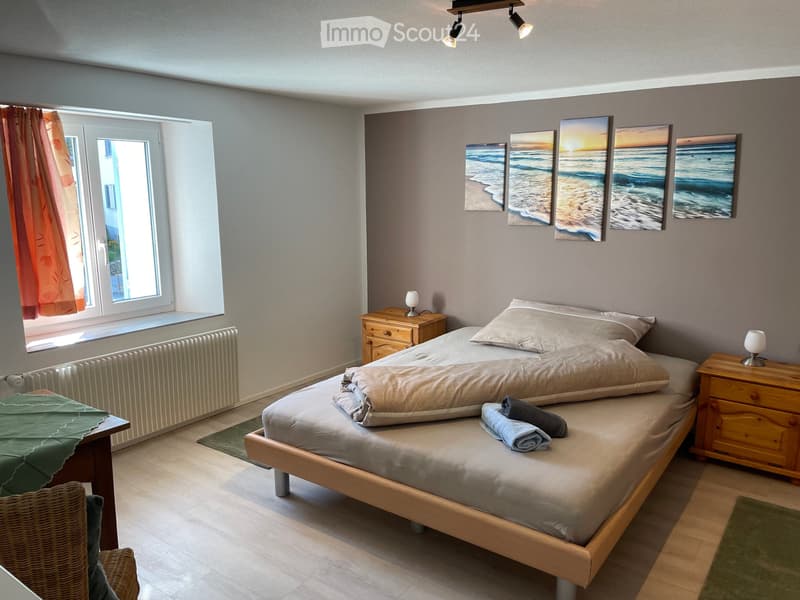 Gemütliche Zimmer für Ferien oder Arbeit in Graubünden (1)