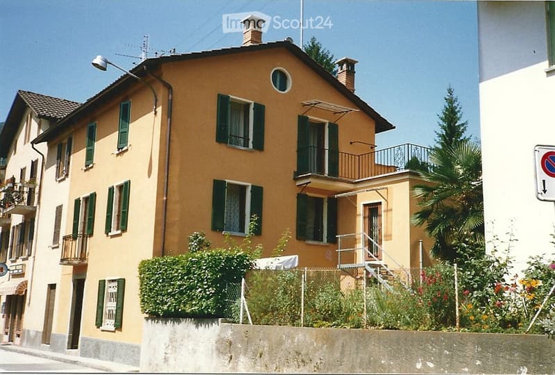 Miete Haus in Tesserete - 4 1/2 Zimmer (1)