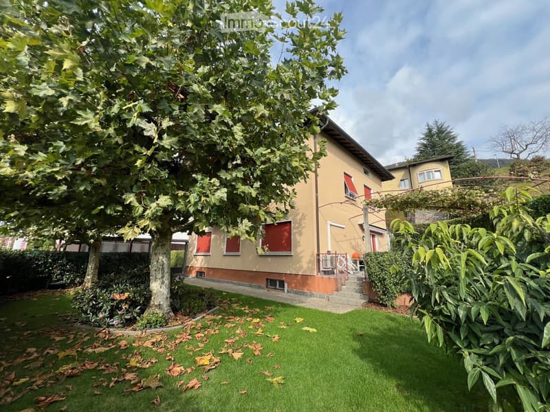 4.5 room apartment in semi-detached house with garden (1)