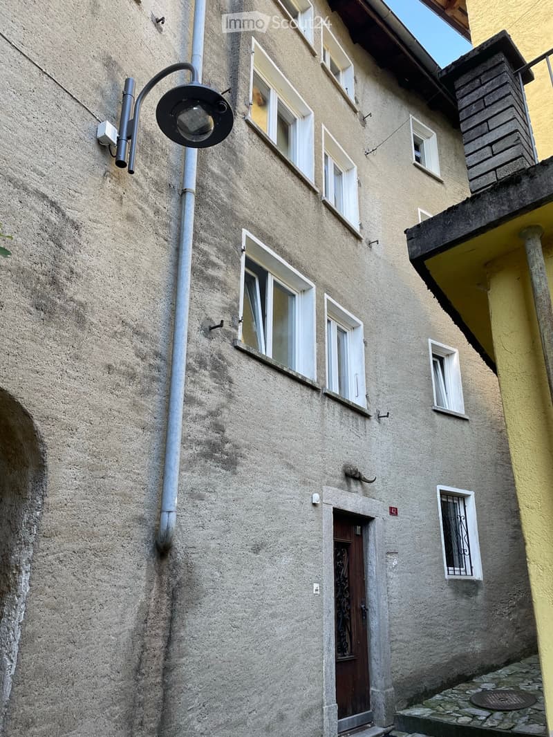 Haus im Kern von Lopagno (1)