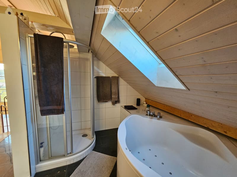 Charmante 3.5-Zi-Maisonette-Wohnung im Herzen von Möriken (3)