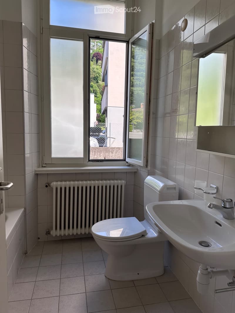 Wohnung mit 3.5 Zimmern in Cassarate (5)