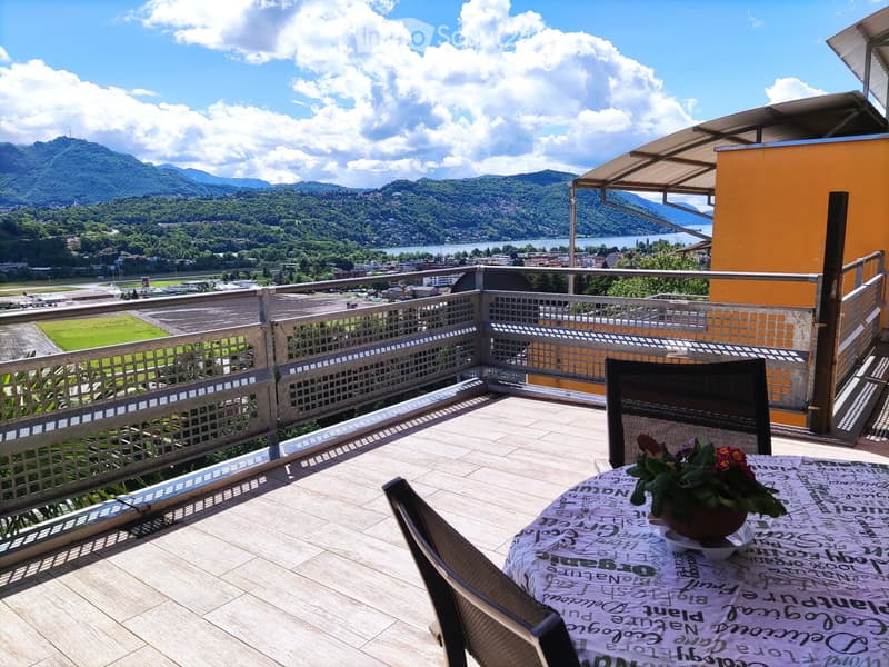 Casa unifamiliare con bella vista lago 4.5 (1)