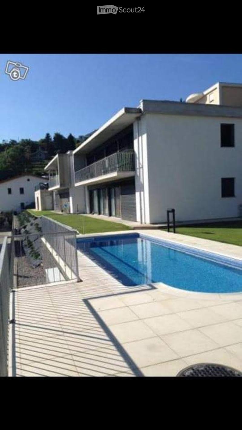 3,5 pièces appartement lumineux avec piscine, 2 salles de bains, 2 places de parking (1)