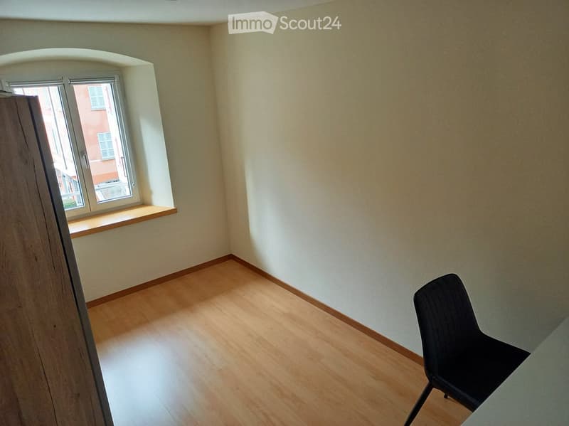 Subventionär für 3.5 Zimmer in Grono gesucht (4)