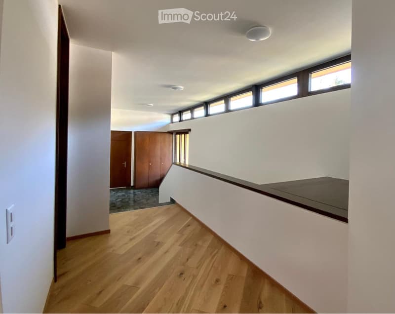 Affitto attico spazioso in villa (5)