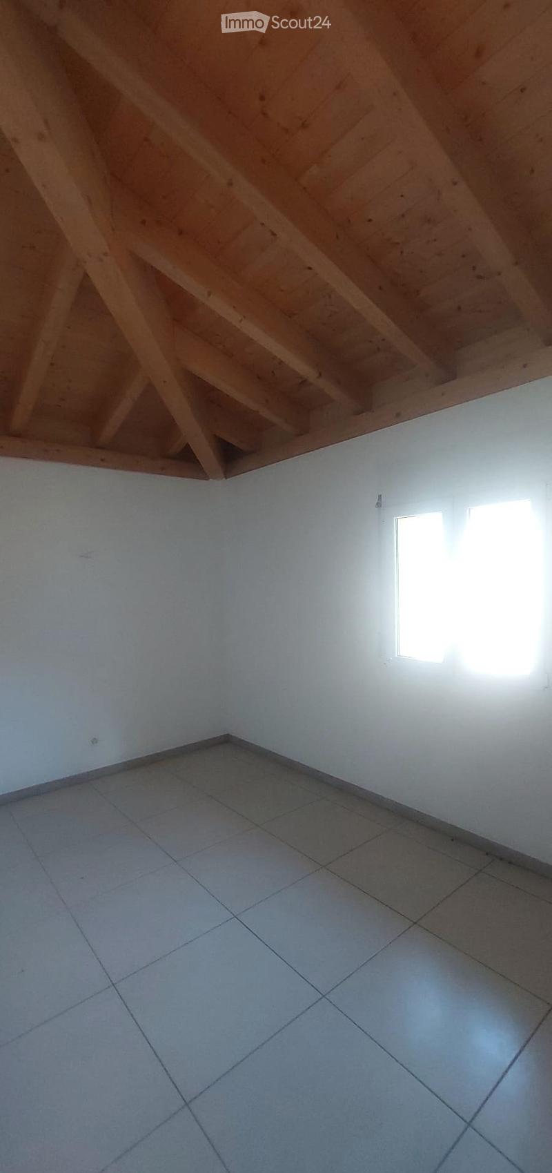 Rent an independent house in Cresciano (5)