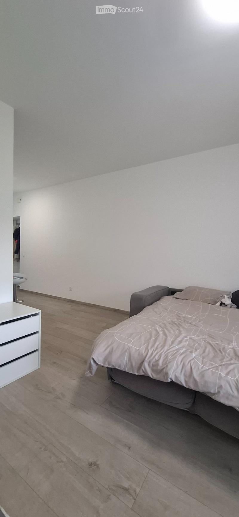 Seeking sublessee for furnished studio apartment (4)