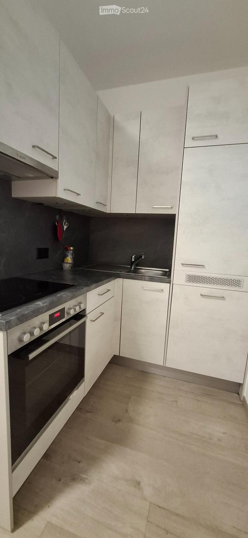 Seeking sublessee for furnished studio apartment (5)