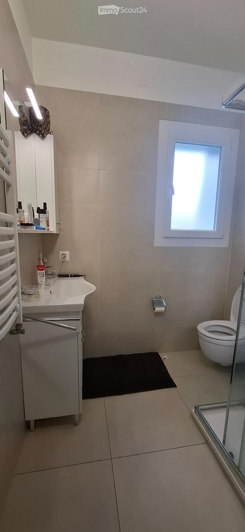 Seeking sublessee for furnished studio apartment (2)