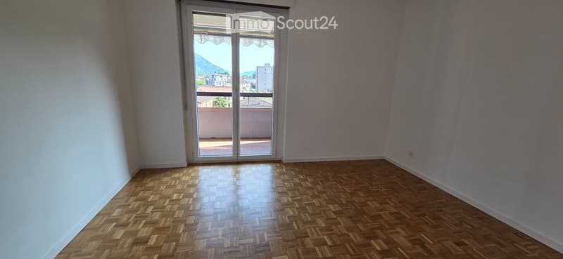 Agno - wir vermieten eine große und helle Wohnung (2)