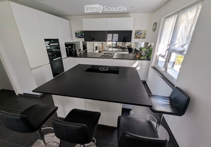 Detached 6½ single-family house with pool & sustainable technology (4)