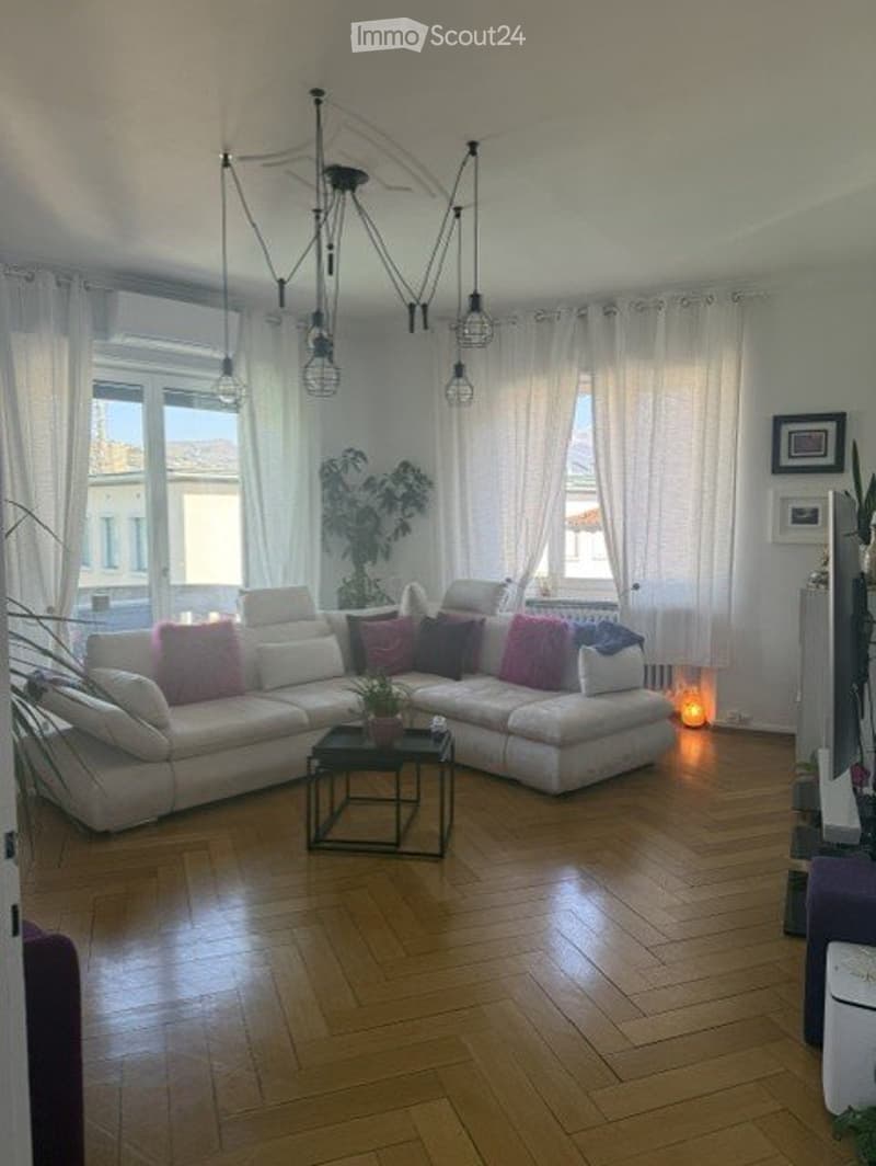 Reprise d'un appartement 5,5 pièces au cœur de Lugano (1)
