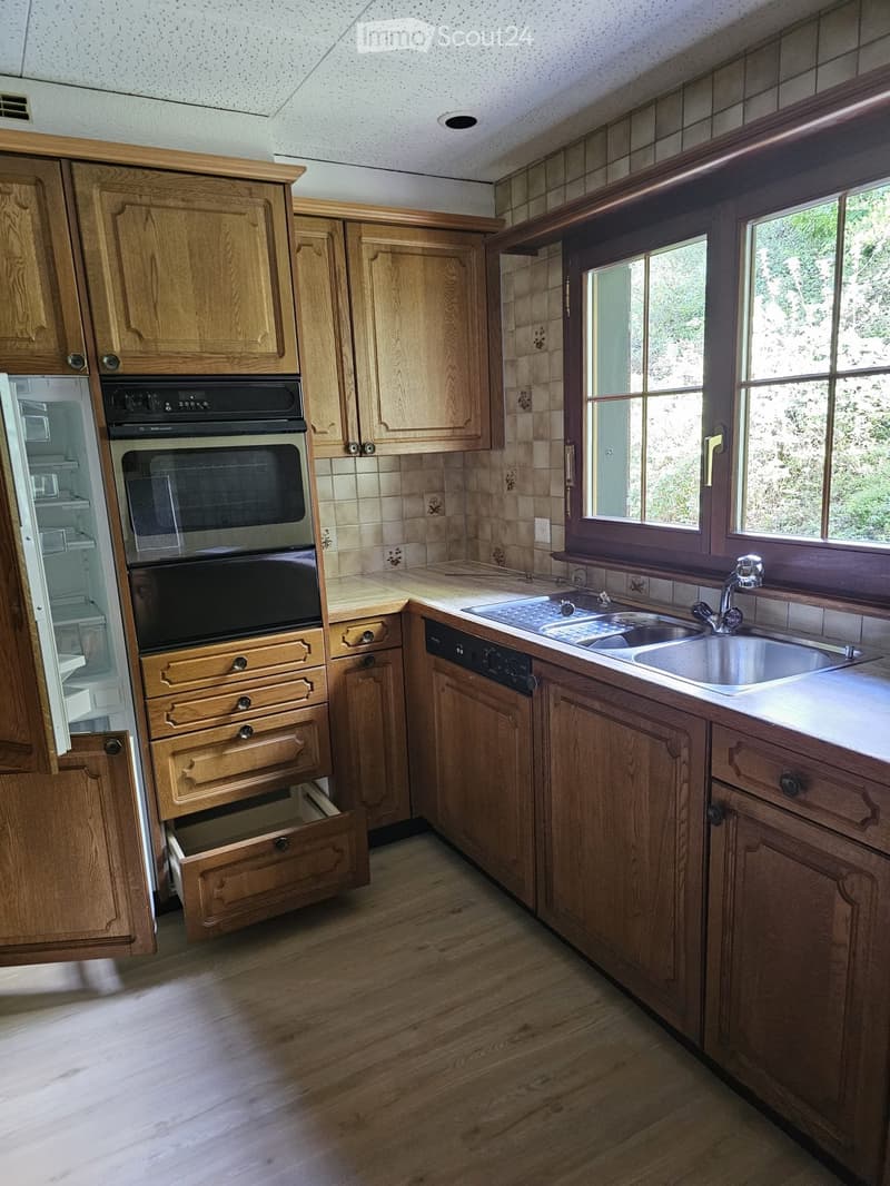 3 Bedroom Apartment in Chalet (2)