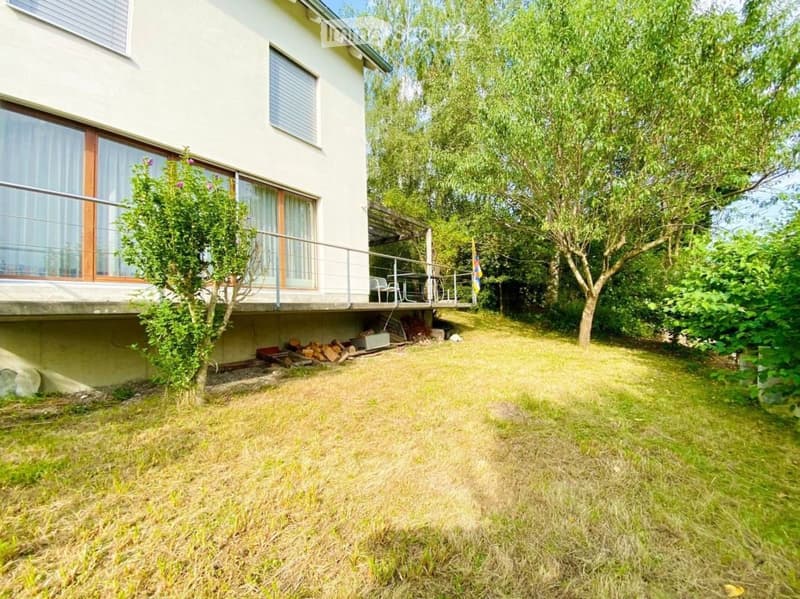 Metà di una casa bifamiliare in un'area verde cerca un nuovo inquilino (5)