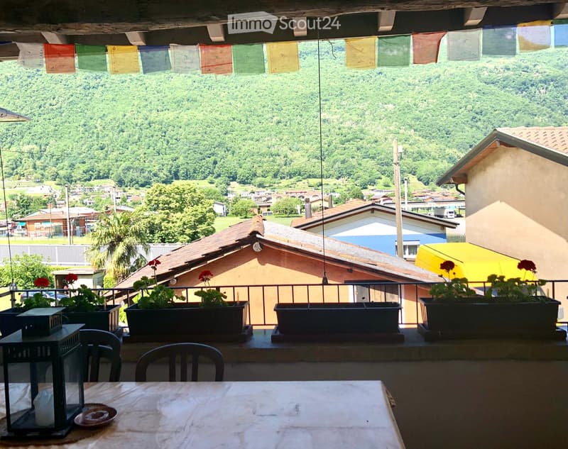 Casa con cantine naturali e vista San Giorgio Capolago (5)