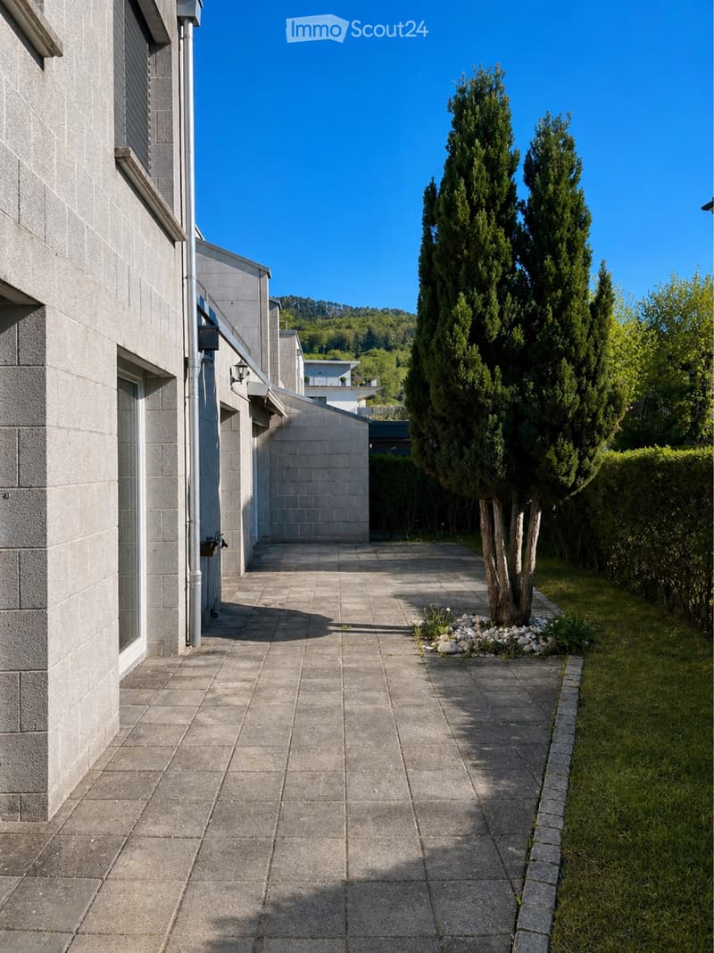 4.5-Zimmer-Gartenwohnung mit Gestaltungspotenzial (4)