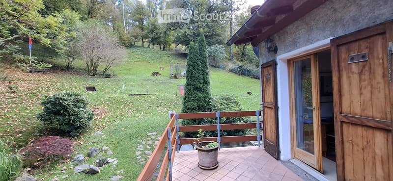 Arosio Mugena - rustico in mezzo alla natura (3)