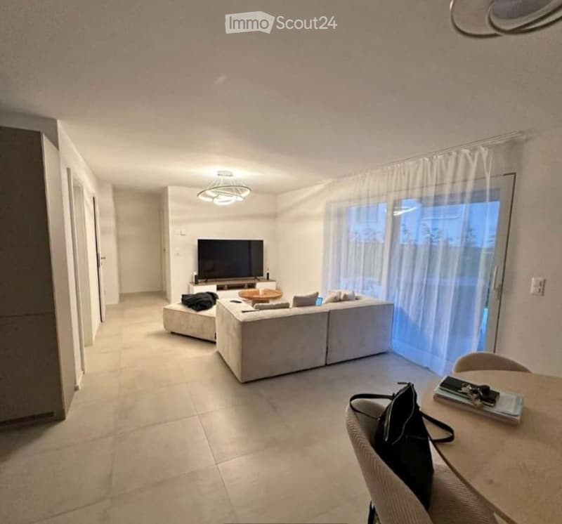 Schönes 3,5-Zimmer-Appartement mit großer Terrasse in Gibloux (3)