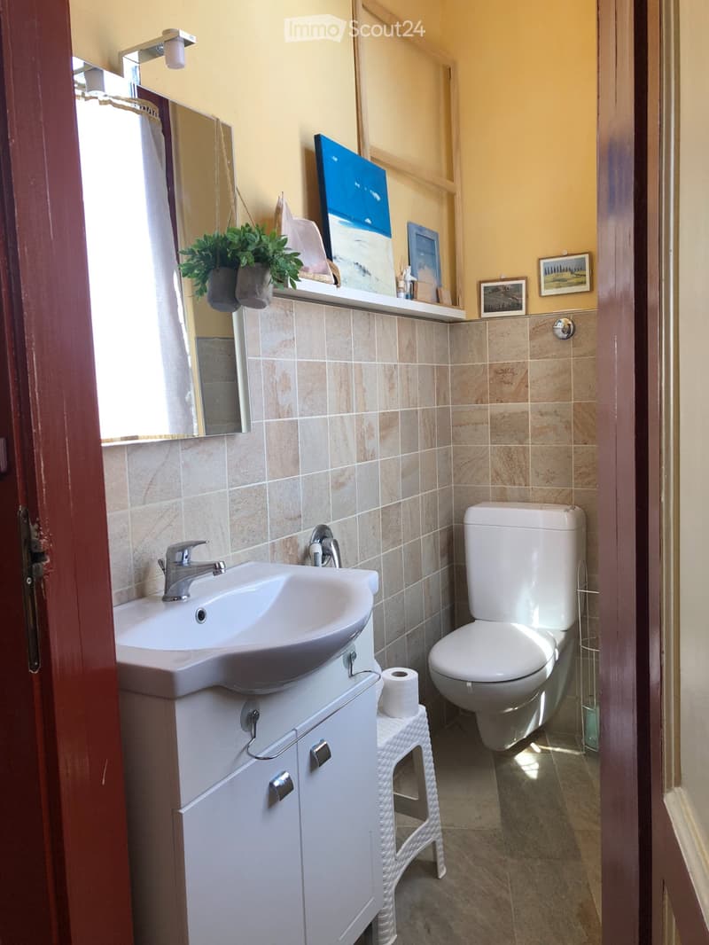 Three-room apartment for rent in Novazzano (2)