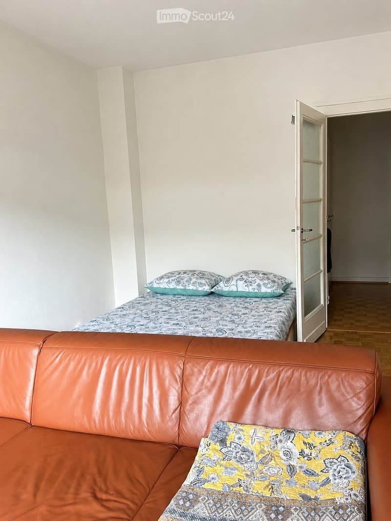 Zimmer mit Wohnbereich im Hyperzentrum nahe Bahnhof/See (1)