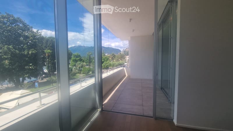 Schönes 3.5-Zimmer-Apartment am Seeufer von Muralto (10)