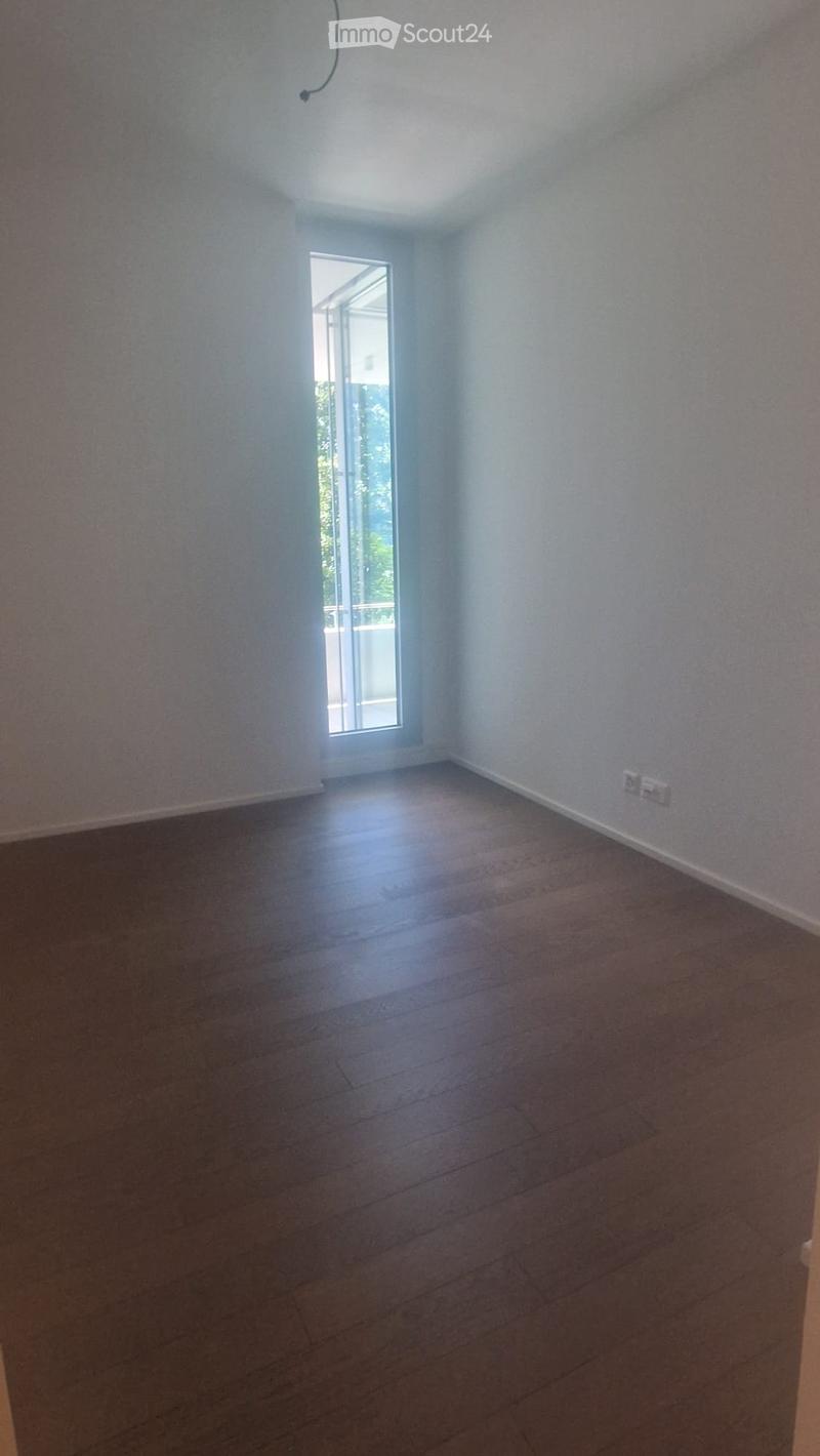 Schönes 3.5-Zimmer-Apartment am Seeufer von Muralto (4)