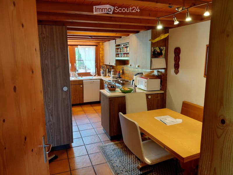 2.5 Zimmer Wohnung zu vermieten in 8833 Samstagern (2)