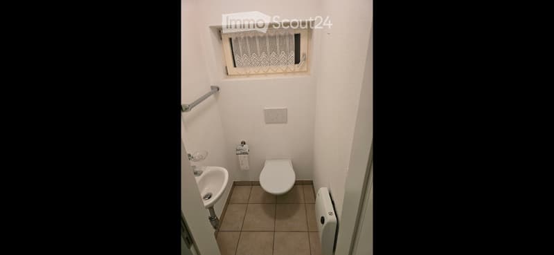Recherche remplaçant pour local/studio PAS UN APPARTMENT! (1)