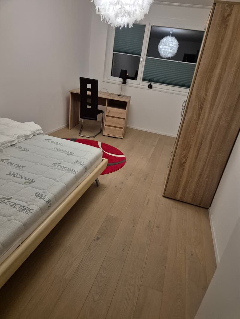 Shared flat room for rent by arrangement (1)