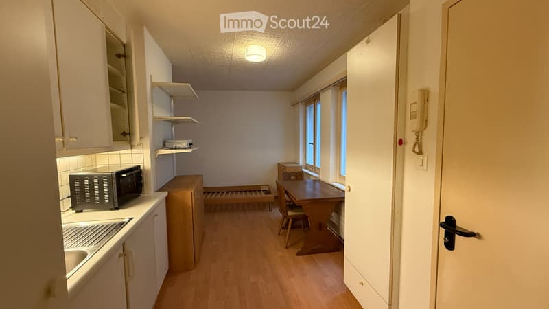 1x Studio room 3 on the 3rd floor (3)